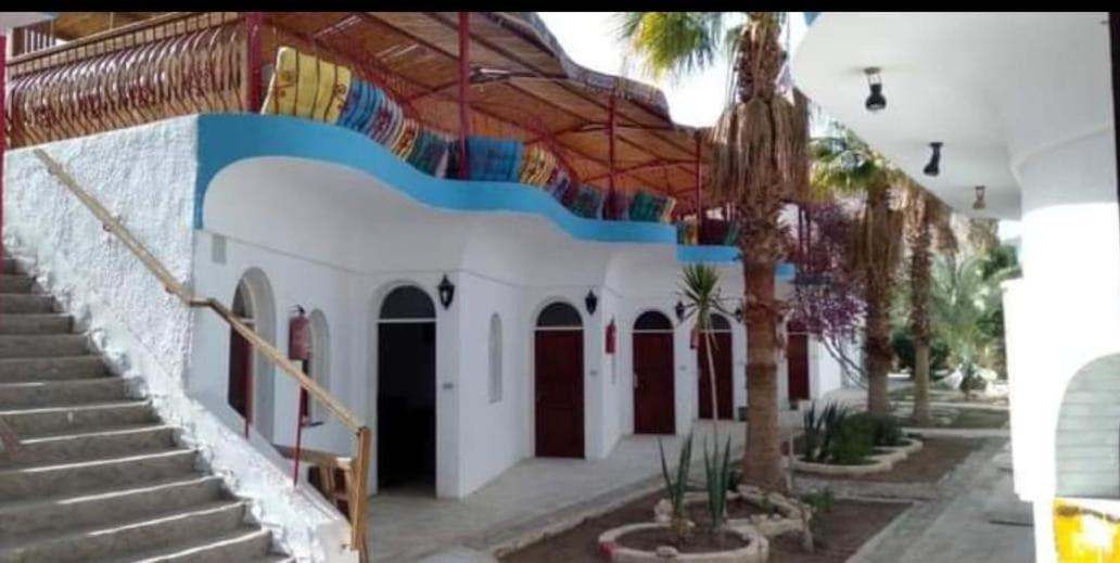Sebaii Camp السباعى كامب شاطئ الترابين بجوار ويت بالس Hostel Nuweiba Ngoại thất bức ảnh